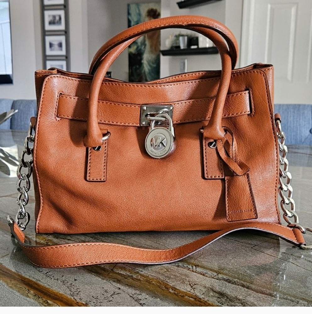 NWOT Michael Kors Hamilton Tan Leather Women's Bag With Lock and Key